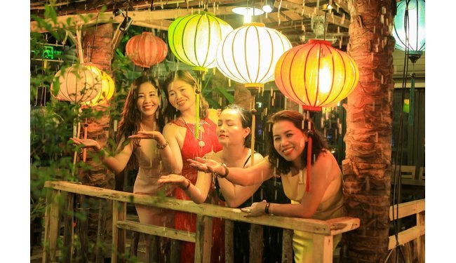 Những hình ảnh của khách khi đến với Bò Tơ Quán Mộc