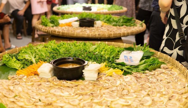 ĂN MẸT KHỔNG LỒ - NHẬN ĐỒNG HỒ HIỆU