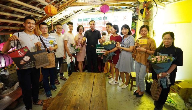 ĂN MẸT KHỔNG LỒ - NHẬN ĐỒNG HỒ HIỆU