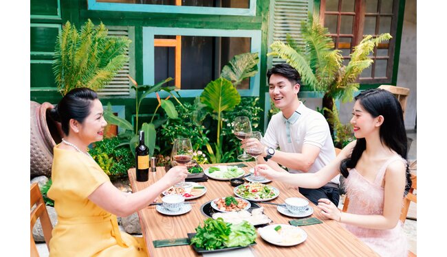 Những hình ảnh của khách khi đến với Bò Tơ Quán Mộc