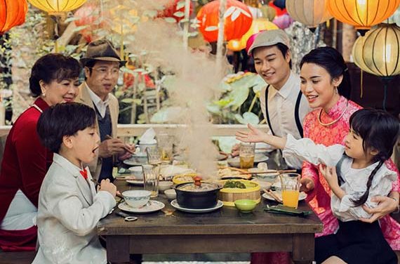 Lựa chọn nhà hàng gia đình Hà Nội cho tiệc xum vầy thêm vui