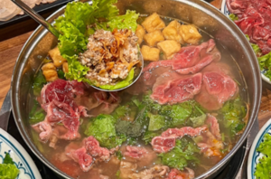 LẨU RIÊU CUA BẮP BÒ MANG HƯƠNG VỊ QUÊ NHÀ ĐẰM THẮM