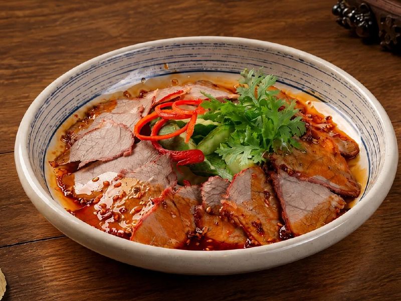 Gỏi bò thảo mộc – Bò Tơ Quán Mộc