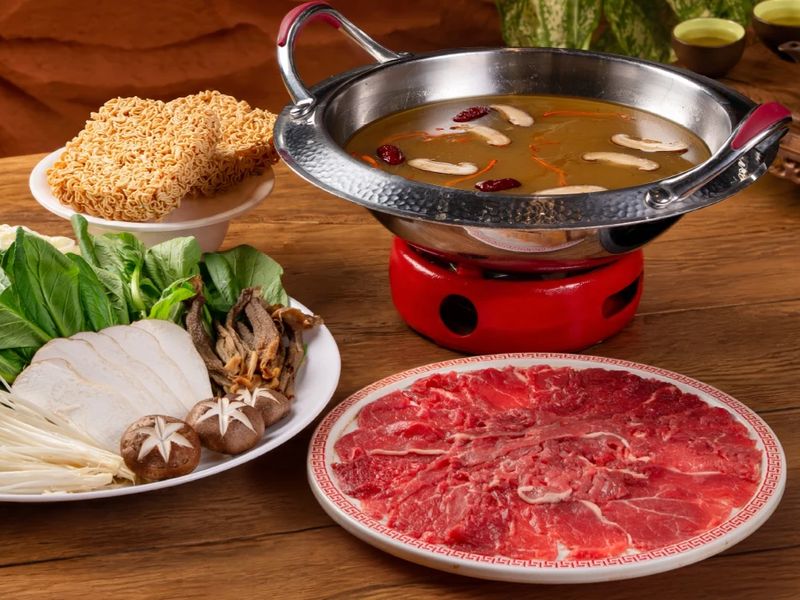 Set Lẩu bò nấm rừng – Bò Tơ Quán Mộc