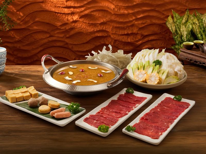 Lẩu Bò Nấm Rừng Nhỏ (Set) – Bò Tơ Quán Mộc
