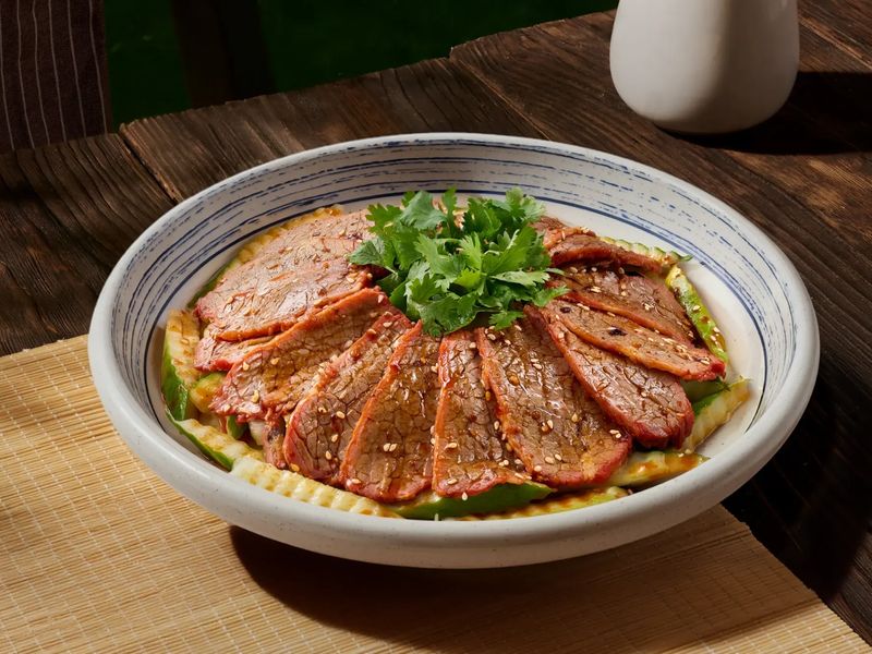 Gỏi Bò Thảo Mộc – Bò Tơ Quán Mộc