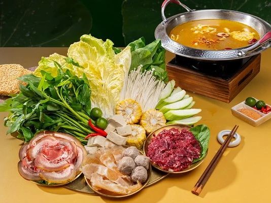 Lẩu Bò Hoàng Kim Đặc Biệt – Bò Tơ Quán Mộc
