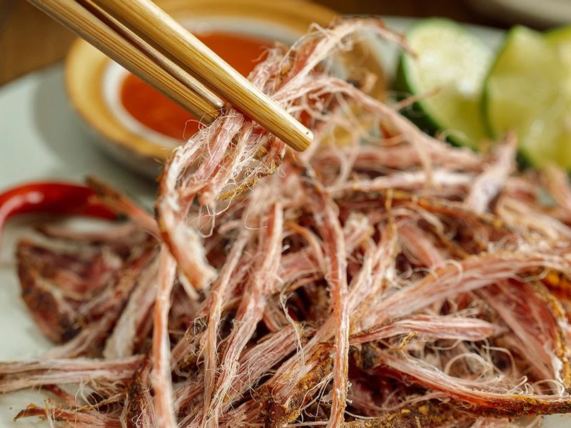 Bò Tươi Sấy Mắc Khén – Bò Tơ Quán Mộc