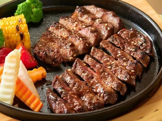 Bò nướng tảng – Bò Tơ Quán Mộc