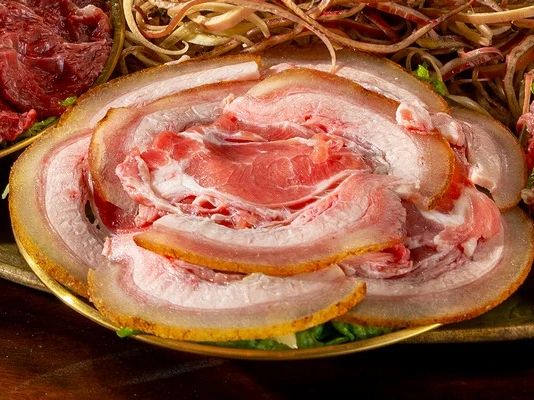 Thịt bò tơ – Bò Tơ Quán Mộc