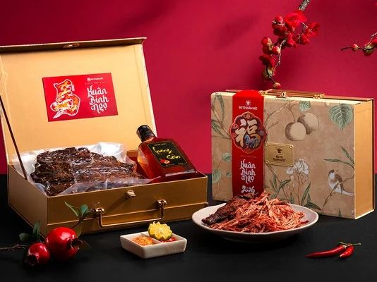 Hộp quà Bính Ngọ Vinh Hoa (500g) – Bò Tơ Quán Mộc