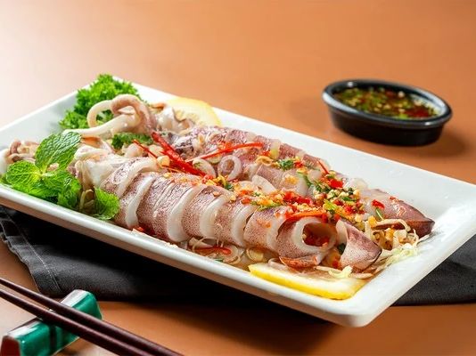 Mực sốt Thái – Bò Tơ Quán Mộc